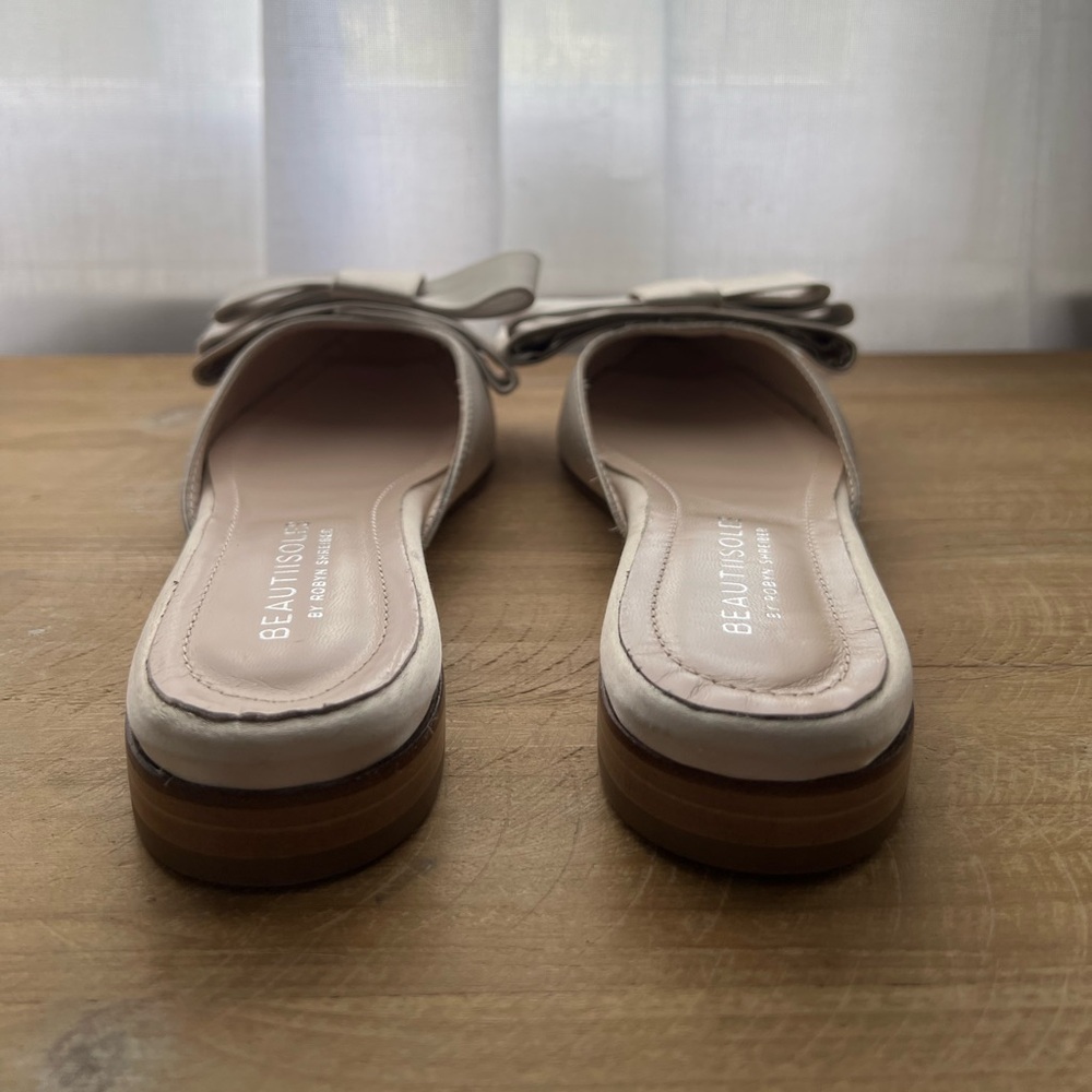 BeautiiSoles By Robyn Shreiber Ella Ivory Flats Made in Italy Women's Size 6 New - Picture 4 of 8